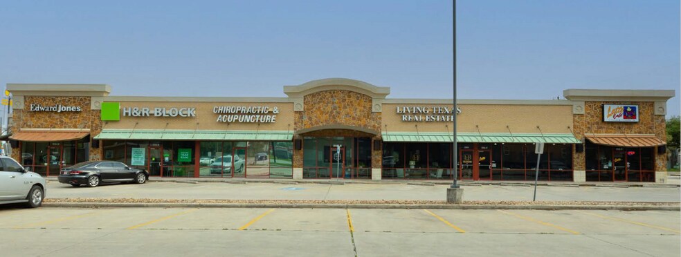 More Photos Of 2126 Highway 71 S, Columbus Storefront For Lease