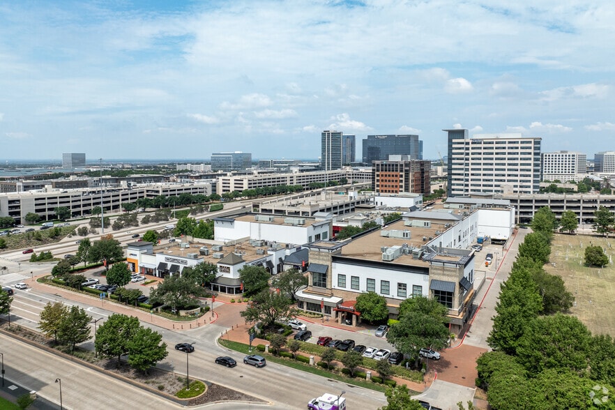 More Photos Of 7401 Lone Star Dr, Plano Unknown For Lease