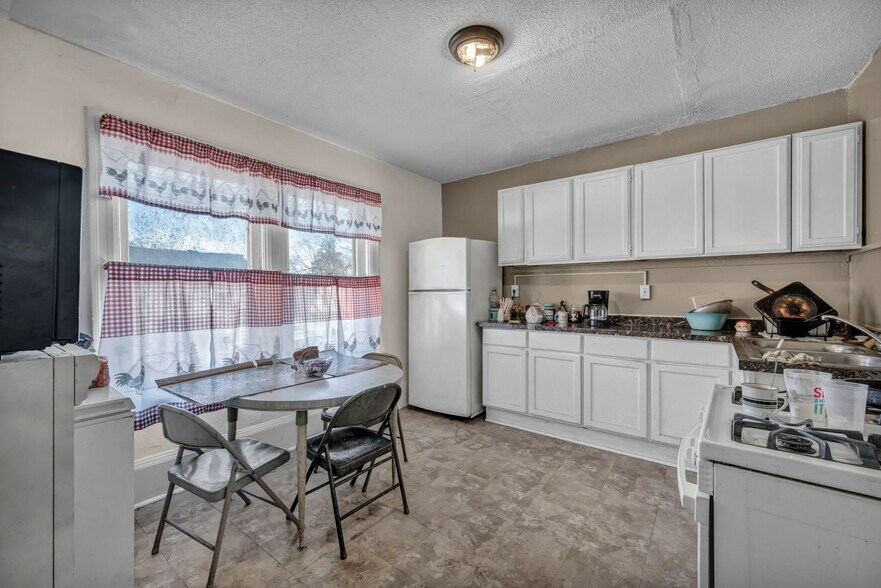 More Photos Of 2127 W 100th St, Cleveland Multifamily For Sale