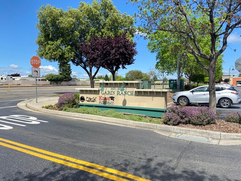 More Photos Of 8610 Brentwood Blvd, Brentwood Freestanding For Lease
