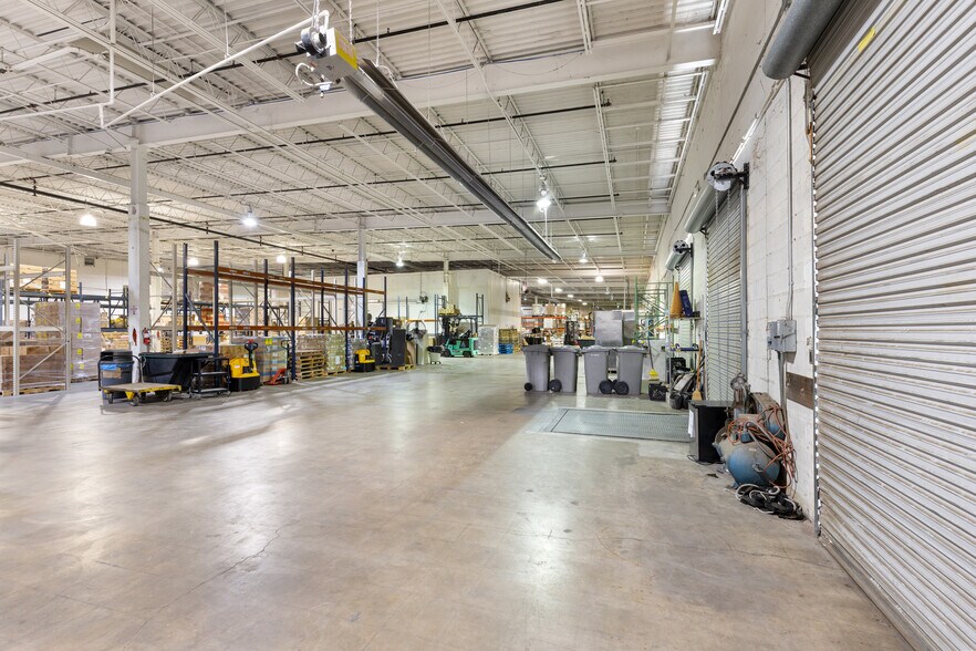 More Photos Of 5305 Midway Rd, Haltom City Distribution For Sale