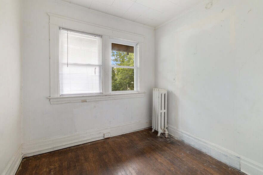 More Photos Of 217 N Normal St, Ypsilanti Multifamily For Sale