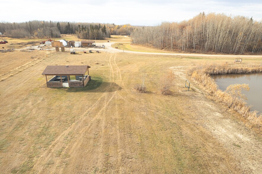 More Photos Of 56309 Range 13 rd, Onoway Trailer Camper Park For Sale