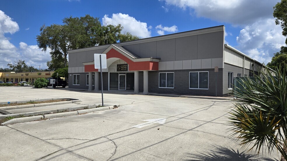 More Photos Of 585 S Ronald Reagan Blvd, Longwood Medical For Lease