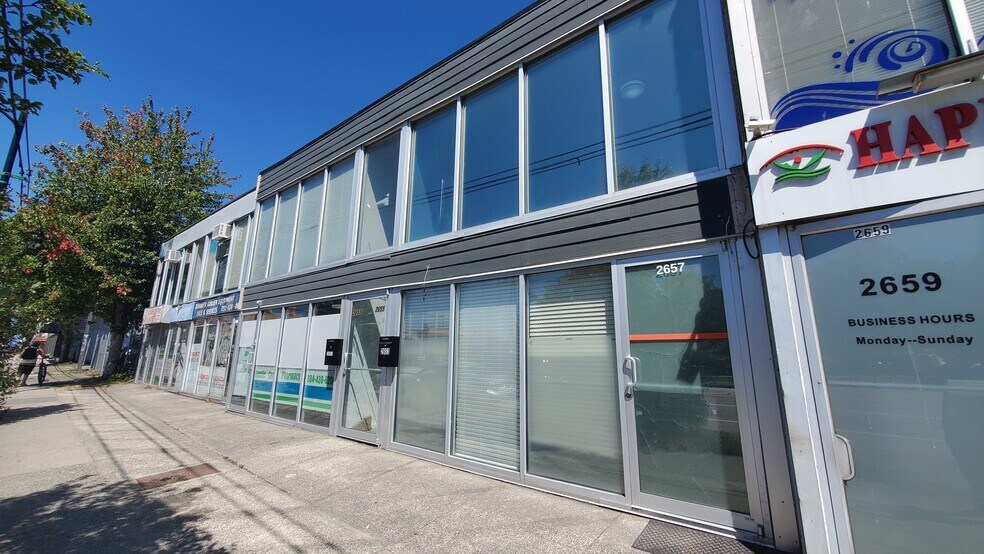 More Photos Of 2653 Kingsway, Vancouver Storefront Retail Office For Lease