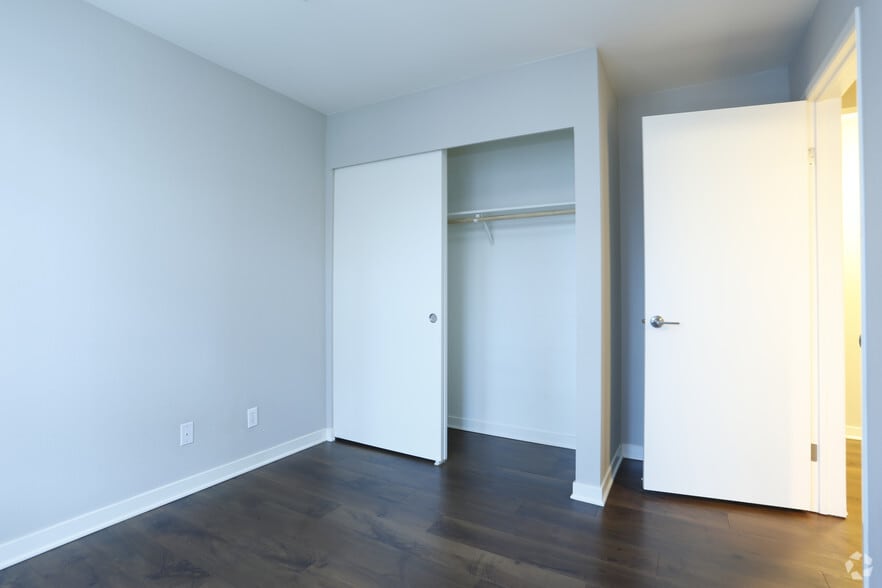 More Photos Of 2900 1st Ave, Seattle Apartments For Lease