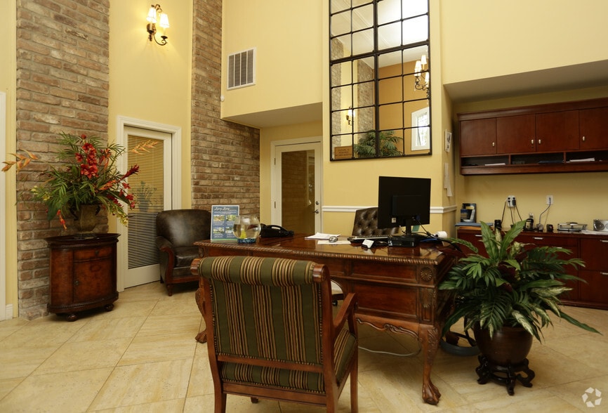 More Photos Of 1901 Lafayette St, Gretna Apartments For Sale