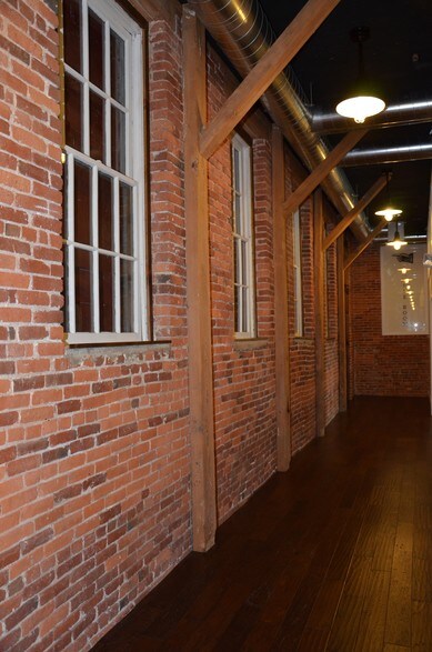 More Photos Of 1349 Cumberland St, Lebanon Manufacturing For Lease