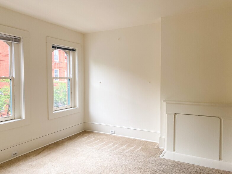 More Photos Of 1808-1816 Saint Paul St, Baltimore Apartments For Sale