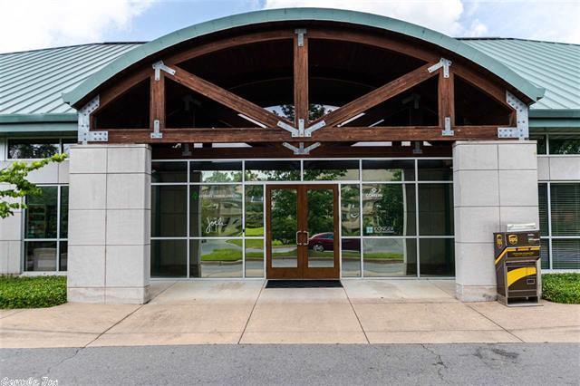 More Photos Of 2300 Andover Ct, Little Rock Office For Lease