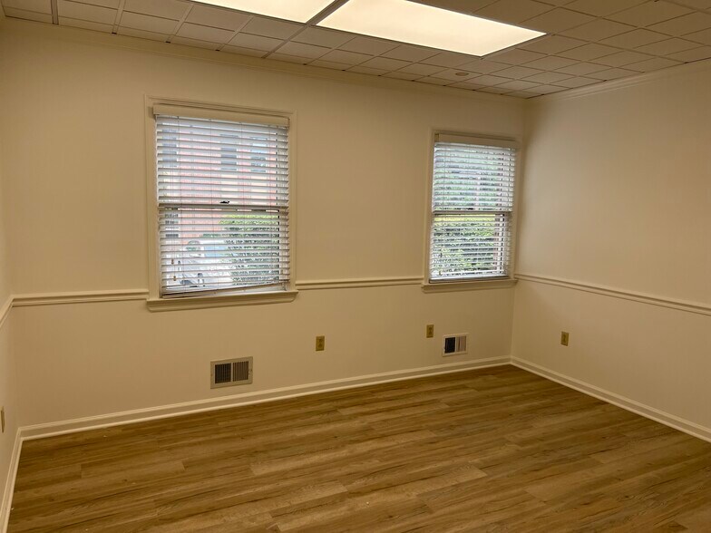 More Photos Of 190 North Ave E, Cranford Medical For Lease