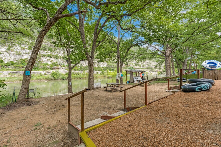 More Photos Of 8570 River Rd, New Braunfels Hospitality For Sale