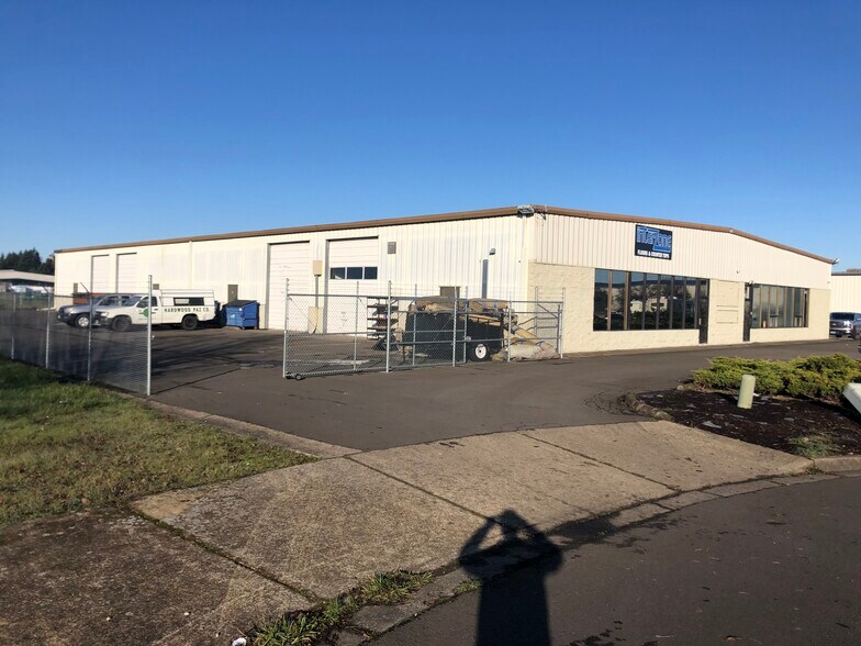 More Photos Of 750 Commercial St, Eugene Warehouse For Lease