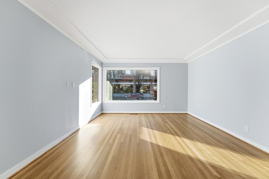 More Photos Of 1607-1611 NE 16th Ave, Portland Office For Lease