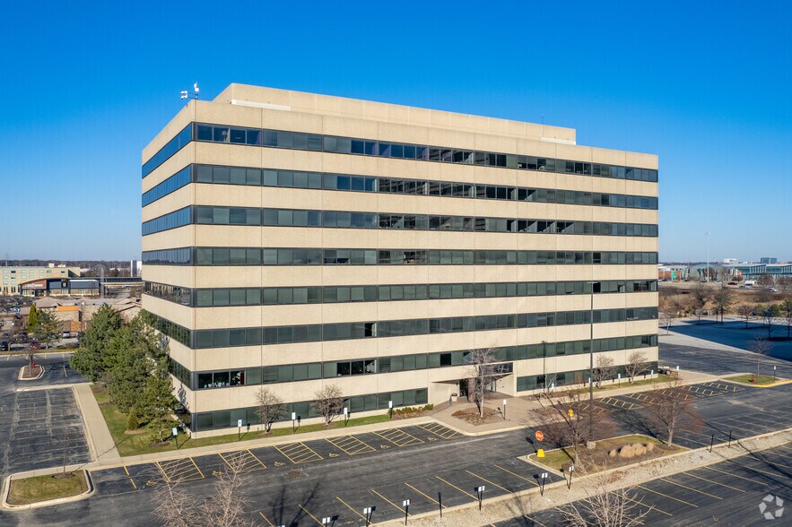 Primary Photo Of 1101 Perimeter Dr, Schaumburg Office For Lease