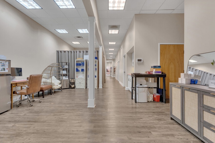 More Photos Of 111 Sunset Ave, Asheboro Office Residential For Sale