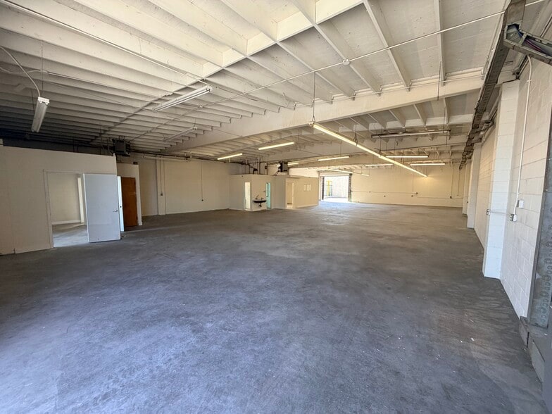 More Photos Of 13313 S Normandie Ave, Gardena Manufacturing For Sale
