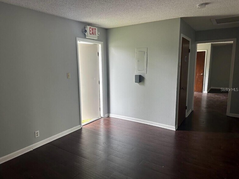 More Photos Of 1905 SW College Rd, Ocala Unknown For Lease