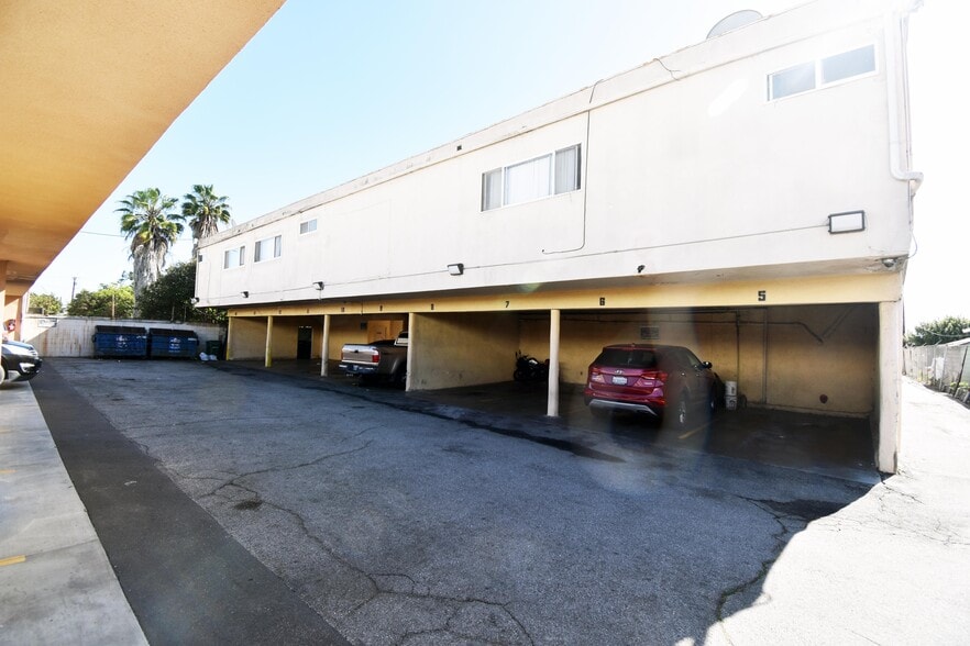 More Photos Of 3835 W 104th St, Inglewood Apartments For Sale