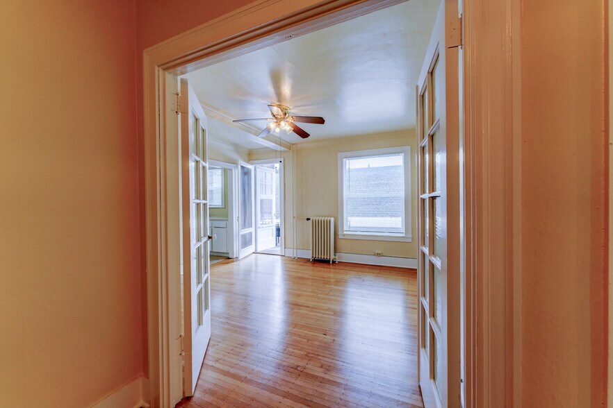 More Photos Of 1429 SW 14th Ave, Portland Apartments For Sale