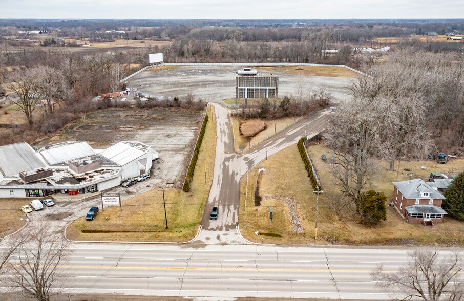 More Photos Of 6501 N Monroe St, Monroe Movie Theatre For Sale