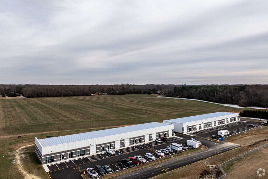 More Photos Of 8129 Pine Ridge Rd, Mechanicsville Light Distribution For Lease