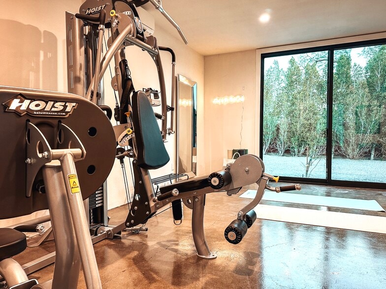 More Photos Of 66358 Desert View Ave, Desert Hot Springs Hotel For Sale