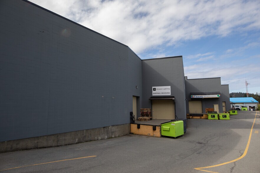 More Photos Of 2520 Bowen Rd, Nanaimo Industrial For Lease