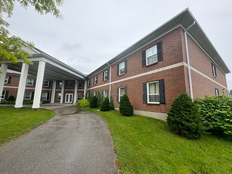 More Photos Of 725 Gibralter St, Norfolk Flex For Sale