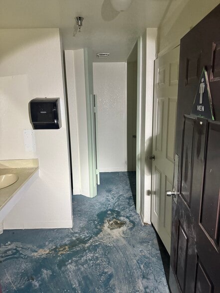 More Photos Of 17537 Montezuma St, Adelanto Lodge Meeting Hall For Sale