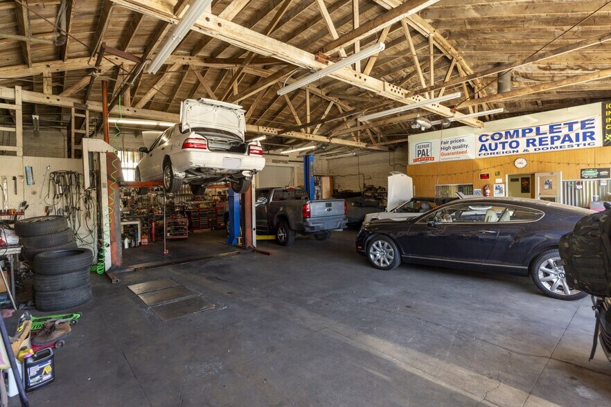 More Photos Of 1019 E Colorado St, Glendale Office For Lease