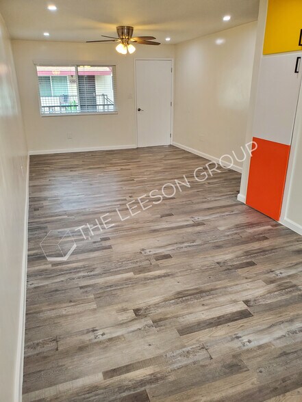 More Photos Of 1520 W 20th St, Long Beach Apartments For Sale