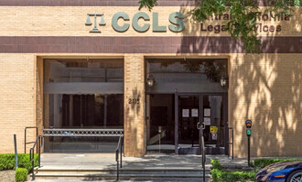 More Photos Of 906-910 Van Ness Ave, Fresno Office For Sale