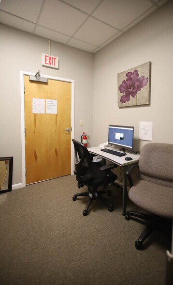 More Photos Of 42 Summer St, Pittsfield Medical For Sale