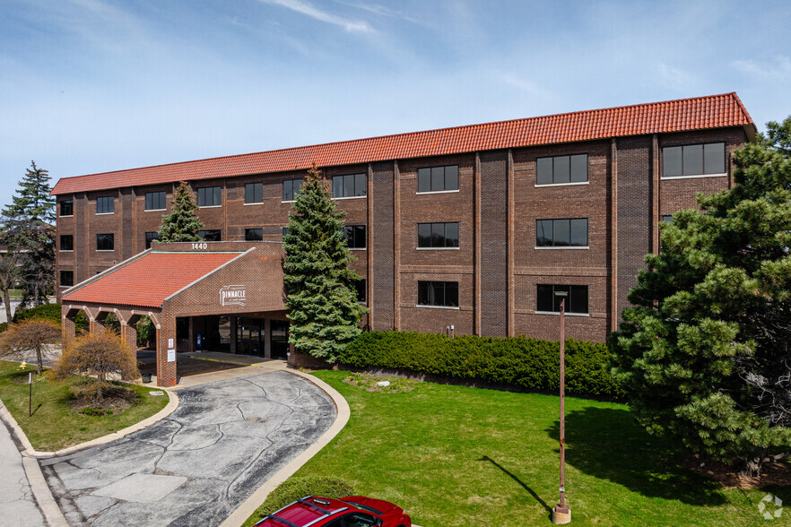 Primary Photo Of 1440 Renaissance Dr, Park Ridge Medical For Lease