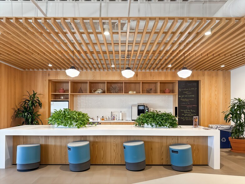 More Photos Of 15169 N Scottsdale Rd, Scottsdale Coworking Space