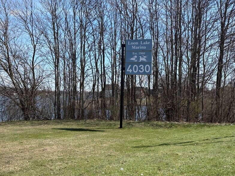 More Photos Of 4030 Dixie Hwy, Waterford Marina For Sale