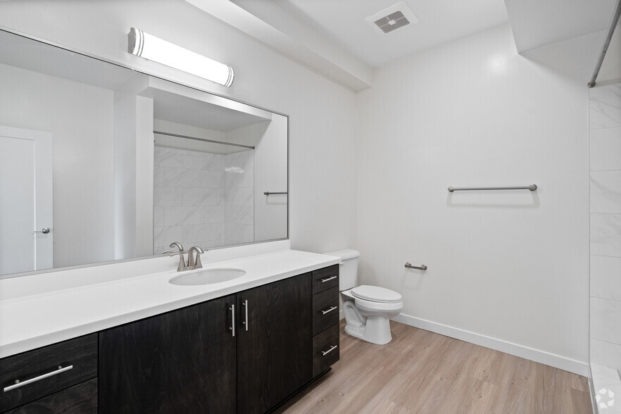 More Photos Of 1710 E Thousand Oaks Blvd, Thousand Oaks Apartments For Lease