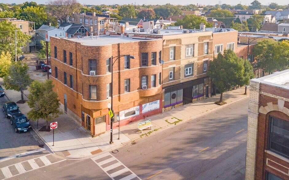 More Photos Of 3530 W Armitage Ave, Chicago Storefront Retail Residential For Lease