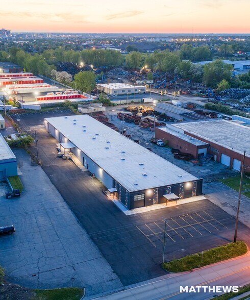 More Photos Of 985 Joyce Ave, Columbus Warehouse For Lease