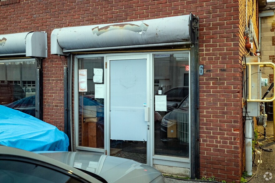 More Photos Of Midland Ave, Hicksville Warehouse For Sale