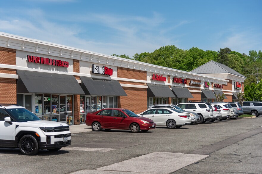 More Photos Of 11914 Iron Bridge Plz, Chester General Retail For Lease