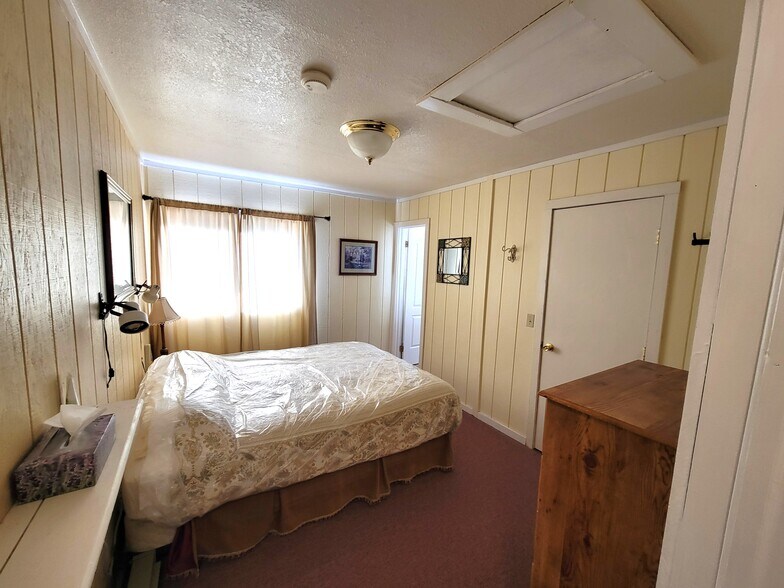 More Photos Of 7526 County Road 50, Center Hospitality For Sale