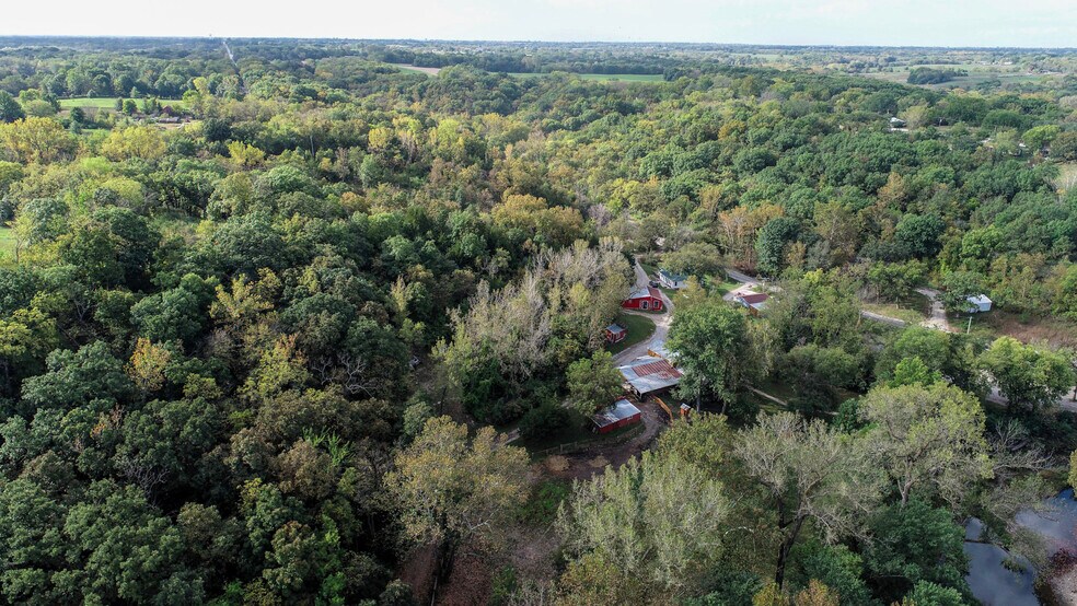 More Photos Of 22413 Highway C, Lawson Specialty For Sale