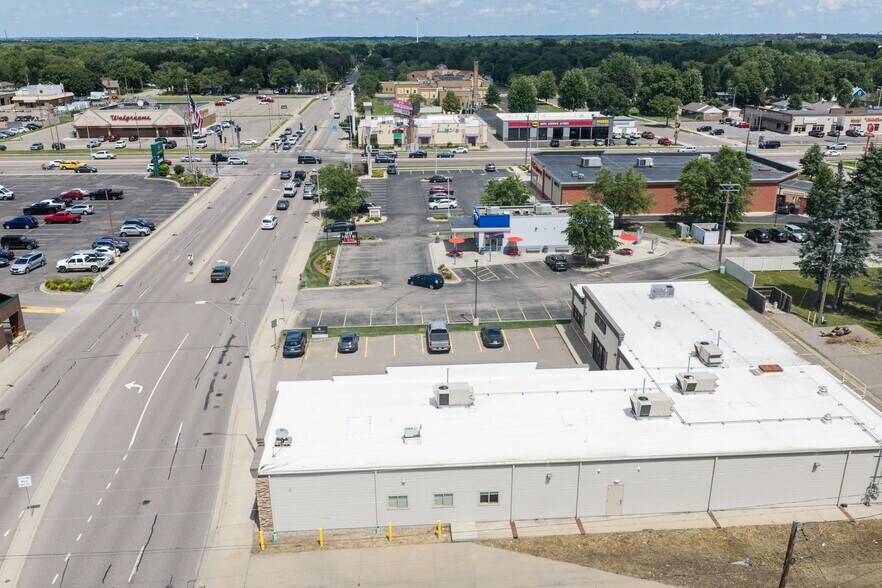 More Photos Of 30 25th Ave S, Saint Cloud Storefront Retail Office For Sale