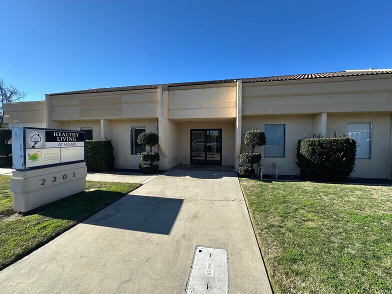 Primary Photo Of 2301 Coffee Rd, Modesto Medical For Lease
