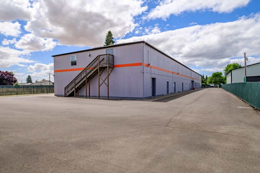 More Photos Of 33845 E 99 Hwy, Tangent Self Storage For Sale