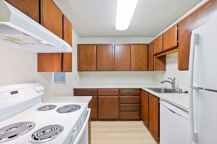 More Photos Of 2318 Yale Ave E, Seattle Apartments For Sale