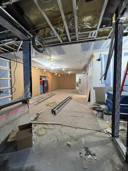 More Photos Of 19 Rockwell Pl, Brooklyn Apartments For Lease