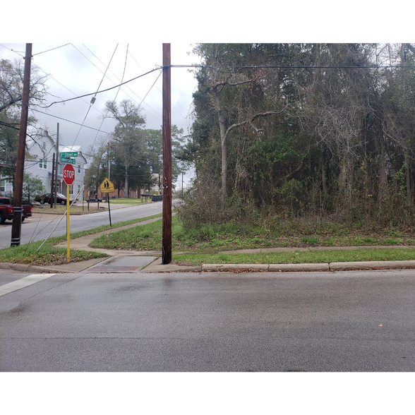 More Photos Of 1040 9th St, Huntsville Land For Sale
